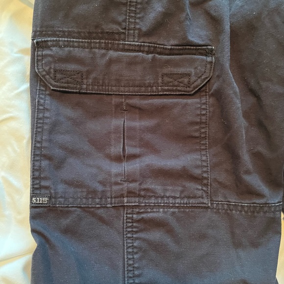 Navy cargo pants - Picture 2 of 6